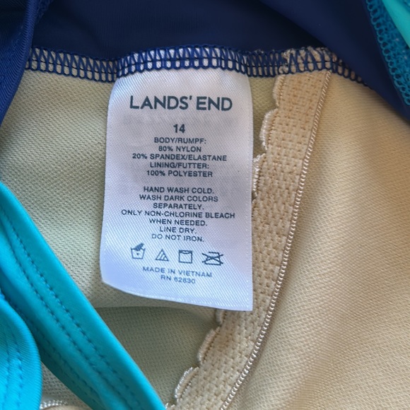 Lands end bathing suit - Picture 3 of 3